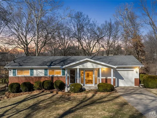 4011 Kathleen Pl, Saint Peters, MO 63376