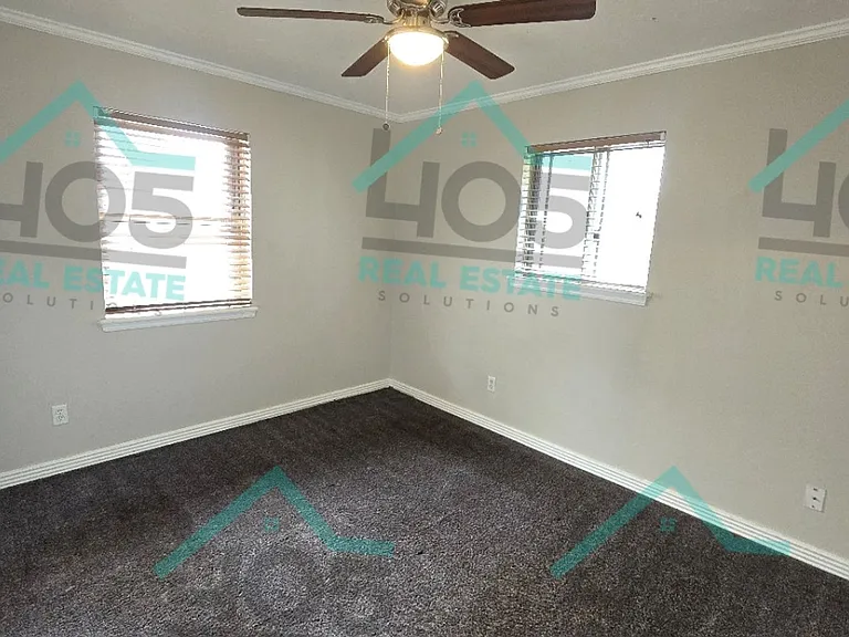 2113 Candy Ln — Photo 12