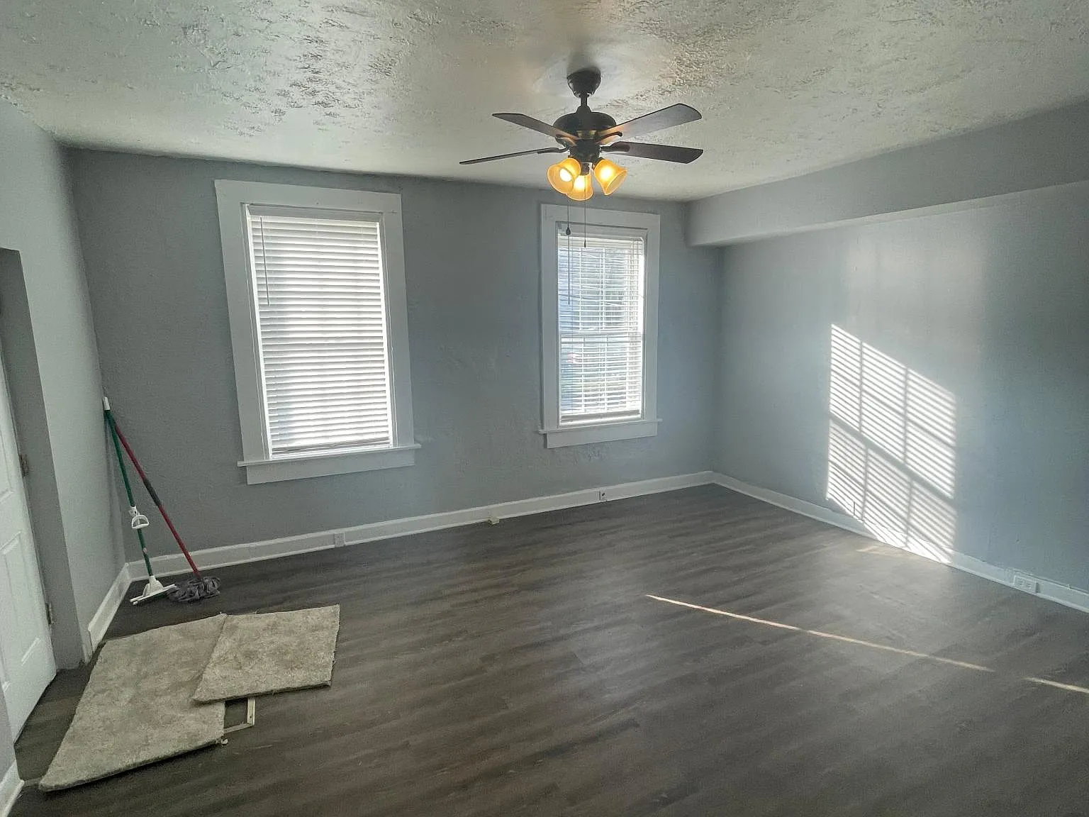 4 bed, 2980 sqft, $2,000 — Photo 2