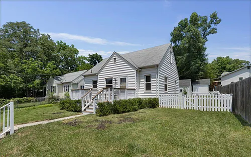 4810 Delaware St Photo 1