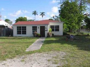 1795 NE 175th St, North Miami Beach, FL 33162