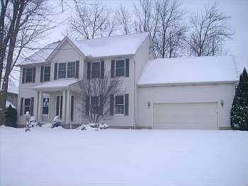 1st image of 215 Abbotsford Dr