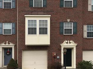 97 Don Quixote Dr, Charles Town, WV 25414