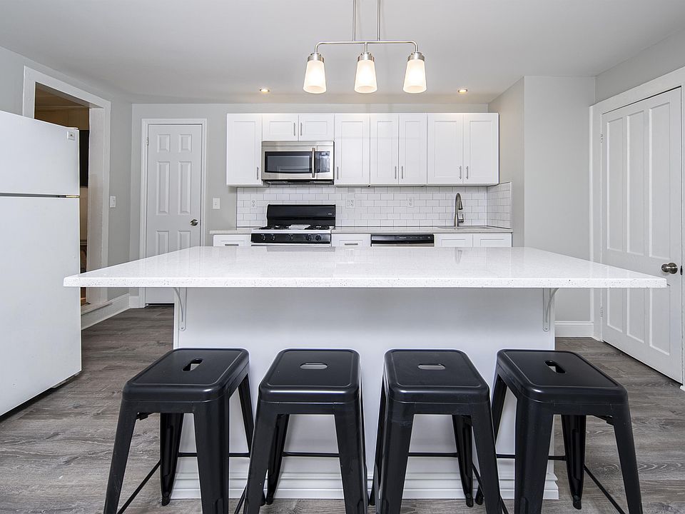 1st image of 88 14th St #1