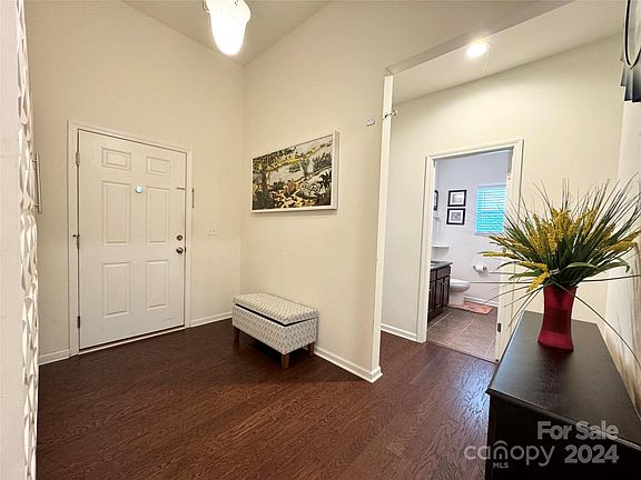 5th image of 10405 Kempsford Dr