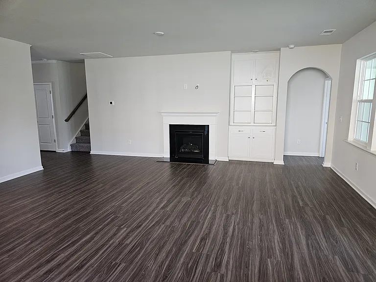 122 Somerset Ln — Photo 5
