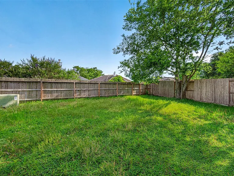 16855 Carrollton Creek Ln — Photo 18