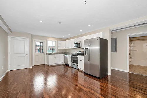 Princeton Court Apartments Photo 1