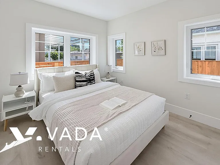 970 Park Dr — Photo 10