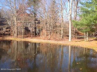 23 Snow Plow Hl, Lake Harmony, PA 18624