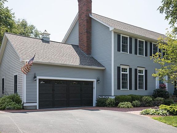 2nd image of 16 Windward Dr
