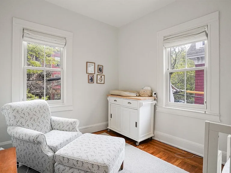 8 Florence St #0 — Photo 14