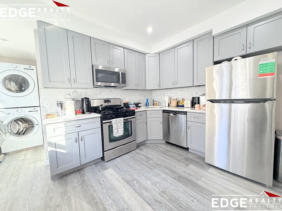 16 Long Ave #2