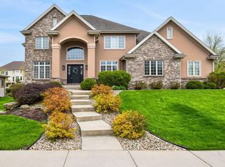 9819 Fallen Leaf Dr, Middleton, WI 53562