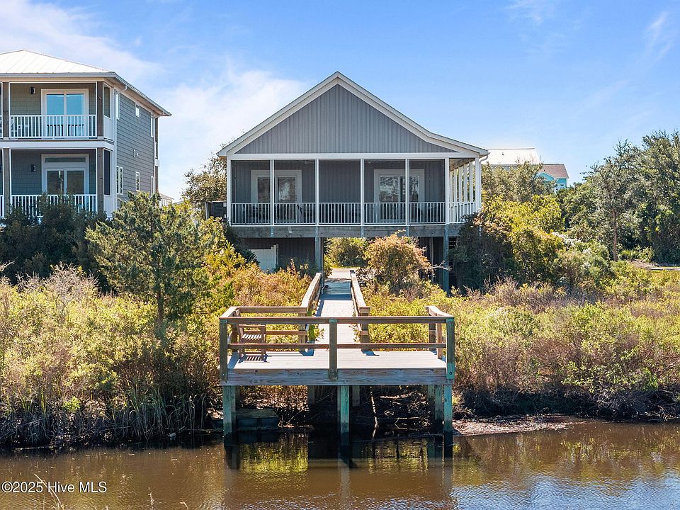 3208 E Pelican Drive, Oak Island, NC 28465 | MLS #100537497 | Zillow