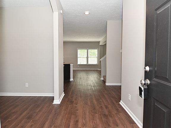 3rd image of 8331 Fieldfare Way