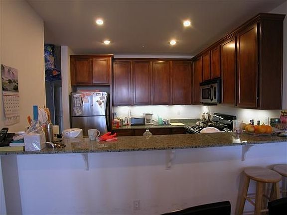 3rd image of 2428 Bay Shore Blvd APT 2