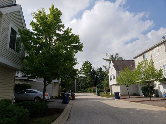 4th image of 1054 Mayfield Dr