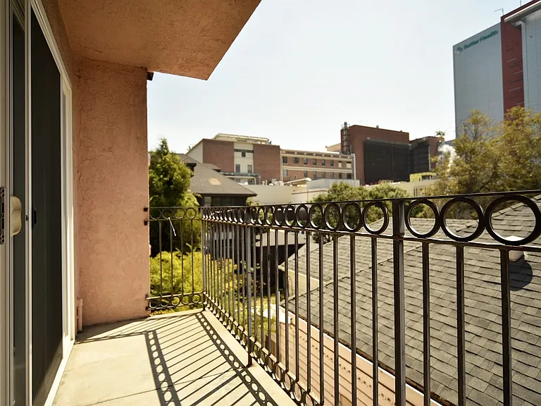 3422 Andover St #303 — Photo 7