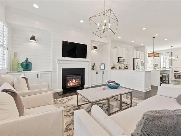 550 Rose Garden Ln, Alpharetta, GA 30009