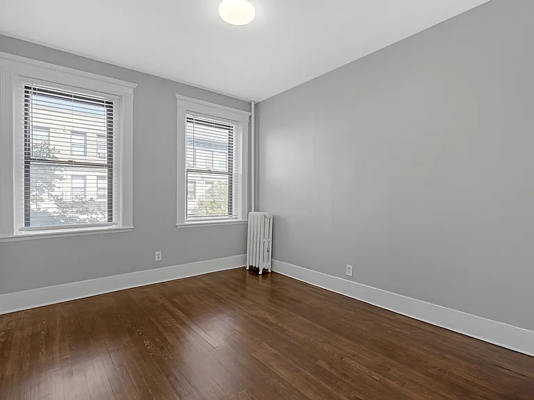28 Glenville Ave #2 — Photo 17