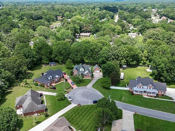 5th image of 362 Regalwood Dr