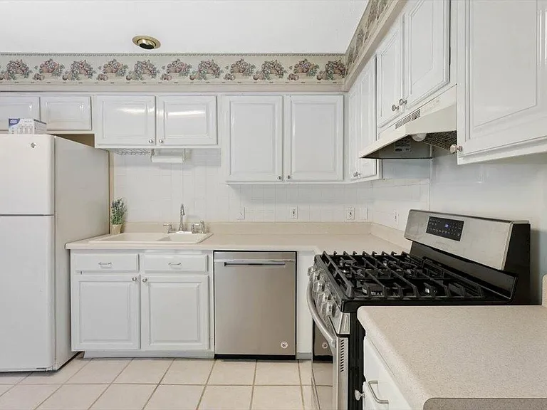 5613 Winding Ln — Photo 6