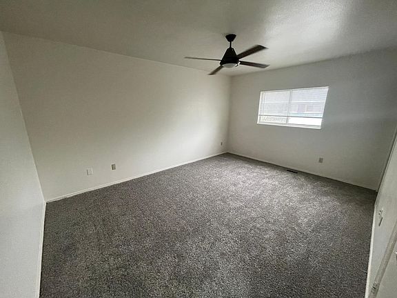 5th image of 115 Sandler Dr