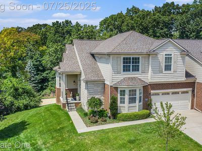 636 Mountain Cir, Rochester, MI, 48306