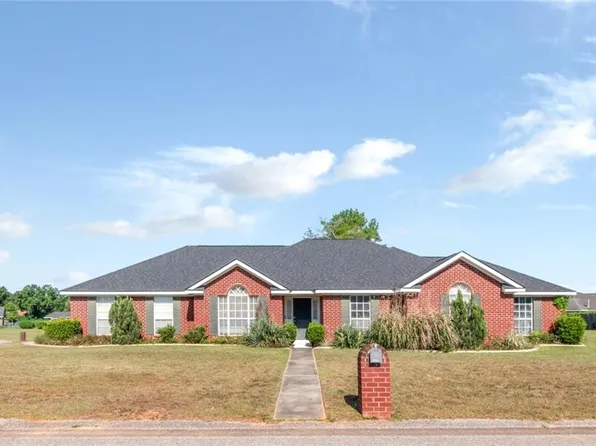 4221 Penn Dr, Semmes, AL 36575