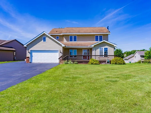 1002 Bluestem Ln, Lester Prairie, MN 55354