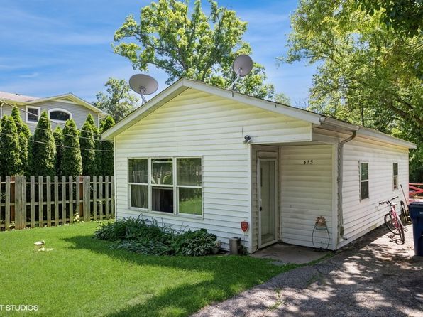 6415 N Shore Ave, Spring Grove, IL 60081