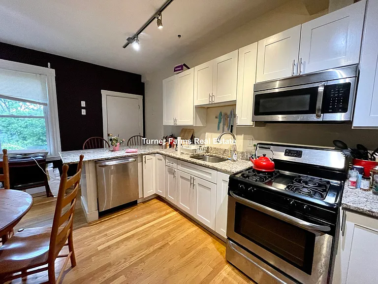231 Norfolk St #3F — Photo 15