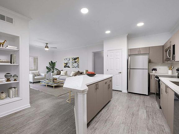 3rd image of 950 N Duesenberg Dr APT 3214