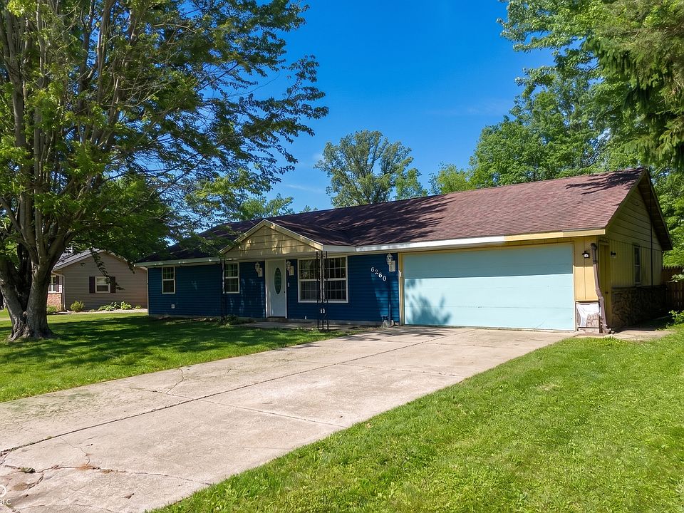 1st image of 6440 N Bobtail Dr