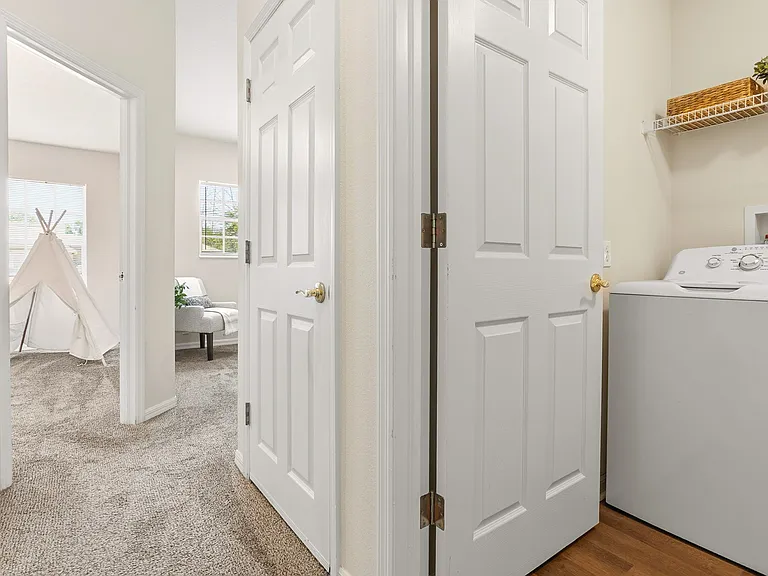 512 Spring Lake Cir — Photo 22