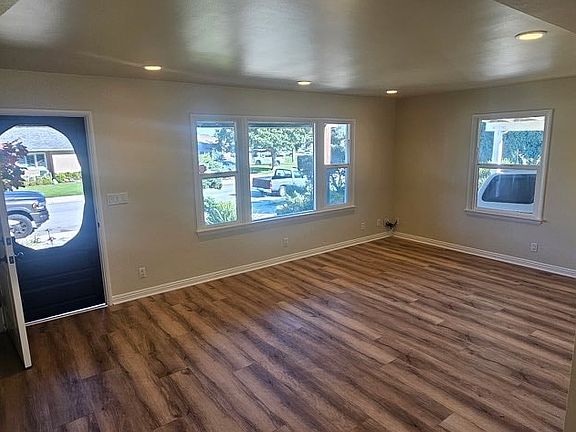 5th image of 1818 Calamar Ave #1818