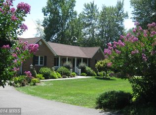 11611 Popes Head Rd, Fairfax, VA 22030