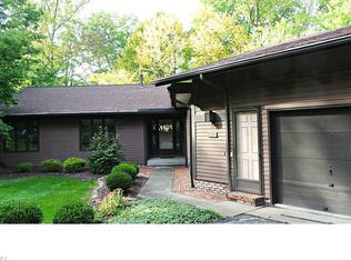 6879 David Morton Ct #48, Brecksville, OH 44141