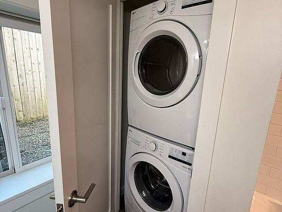 4th image of 9251 Ashworth Ave N #101