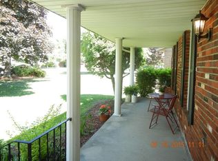 136 Eastbury Ave NE, North Canton, OH 44720