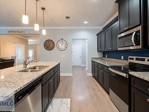 3rd image of 78 Perlieu Ct
