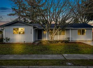 5449 Dahl Dr, Tacoma, WA 98406