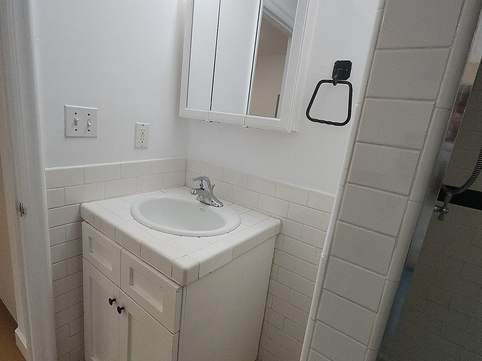 Studio, 650 sqft, $1,595 — Photo 4