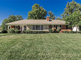 1148 Rutherford Rd, Cleveland Heights, OH 44112