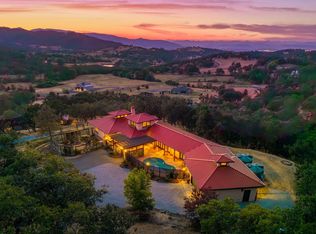 5297 Dark Hollow Rd, Medford, OR 97501