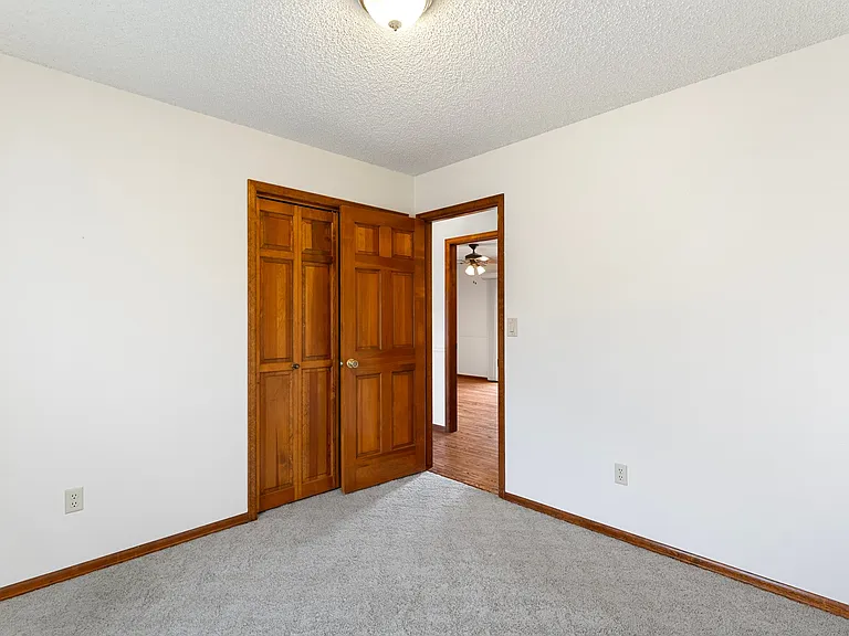 405 Union Pl — Photo 6