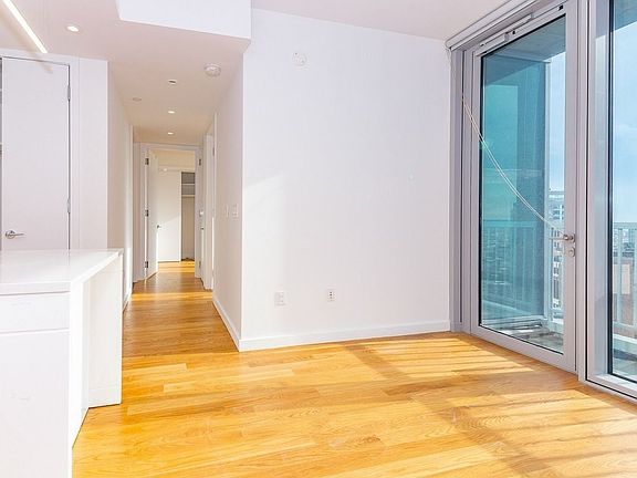 5th image of 523 Fulton St #20C