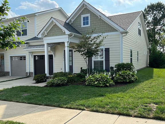 End unit offers ample natural light