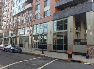 800 Jackson St APT 302, Hoboken, NJ 07030